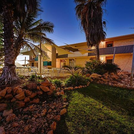 אקסמות' Sea Breeze Resort מראה חיצוני תמונה
