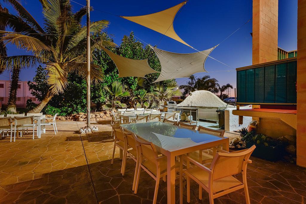 אקסמות' Sea Breeze Resort מראה חיצוני תמונה