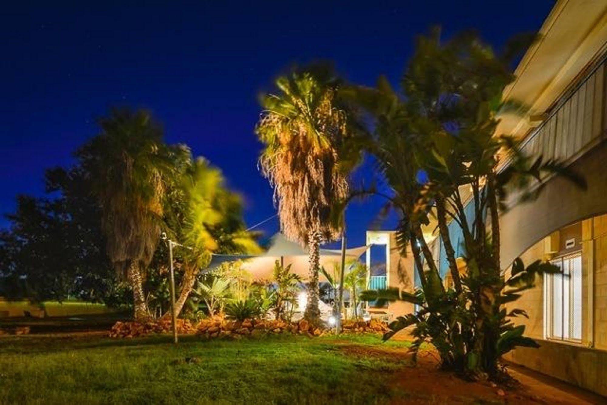 אקסמות' Sea Breeze Resort מראה חיצוני תמונה