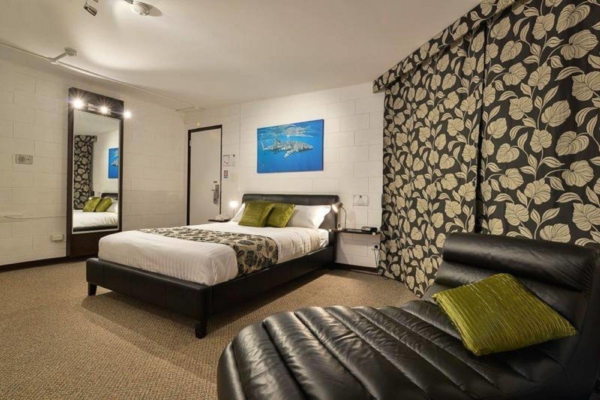 אקסמות' Sea Breeze Resort מראה חיצוני תמונה