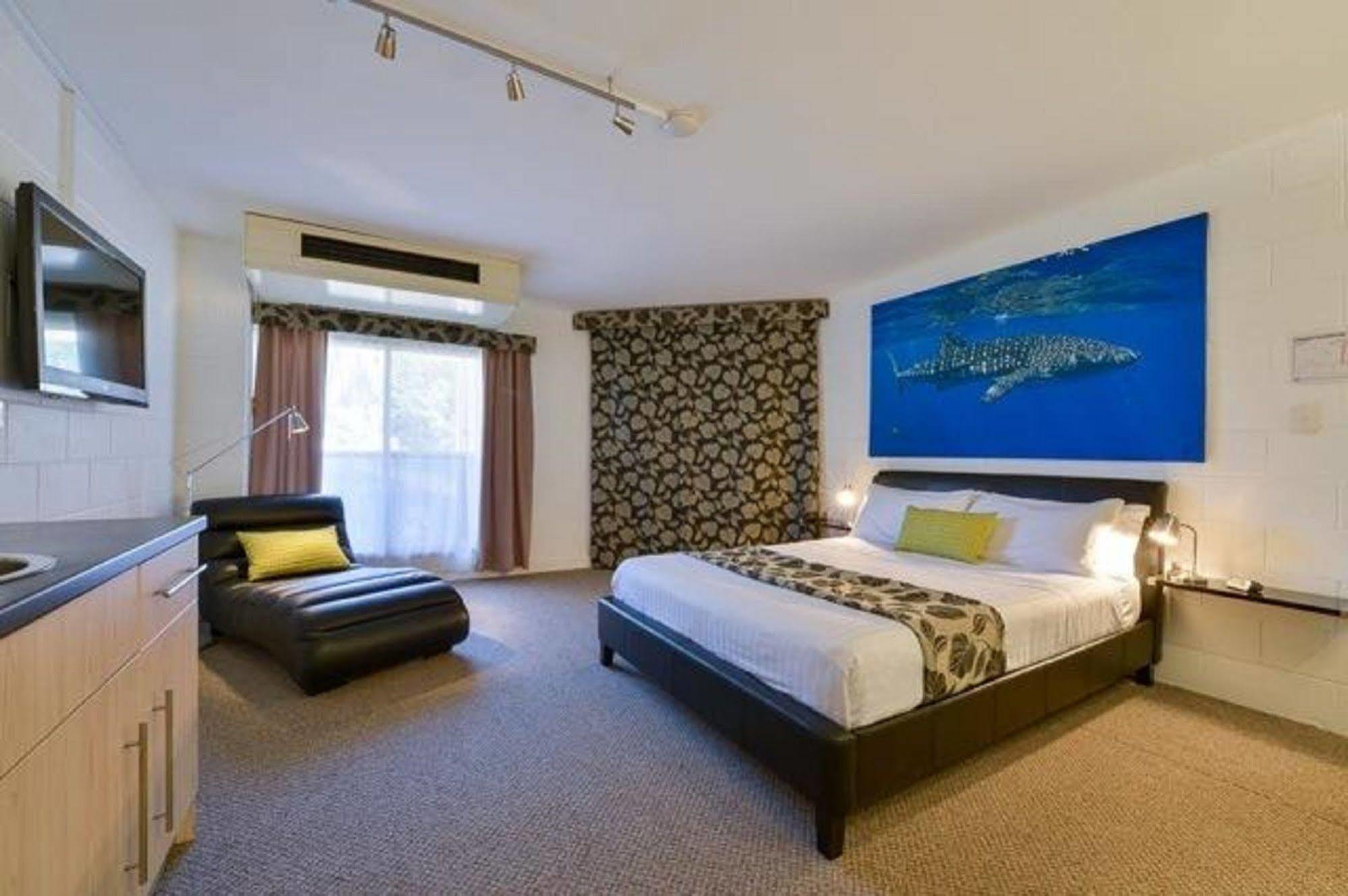 אקסמות' Sea Breeze Resort מראה חיצוני תמונה